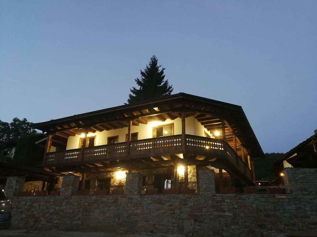 Слънчевата Къща Hotell Kovačevica Exteriör bild
