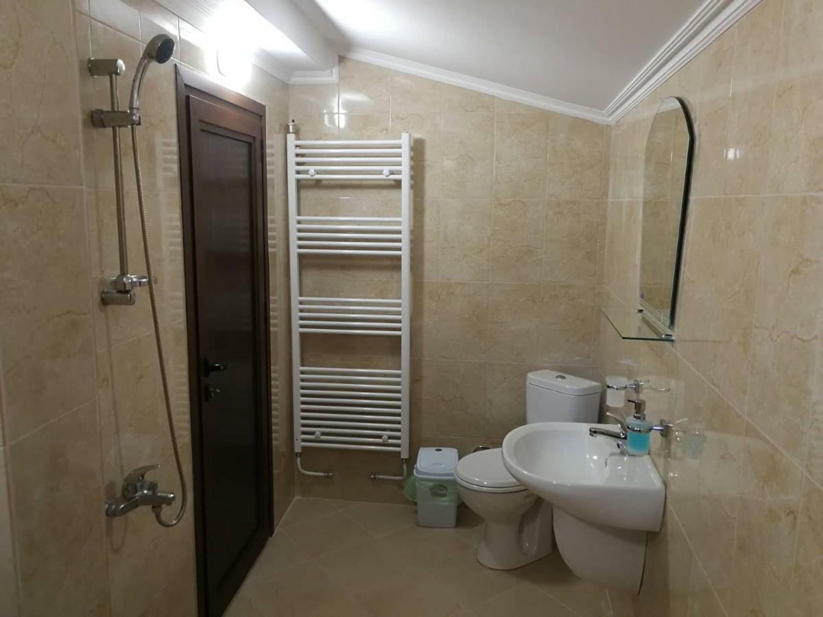 Слънчевата Къща Hotell Kovačevica Exteriör bild