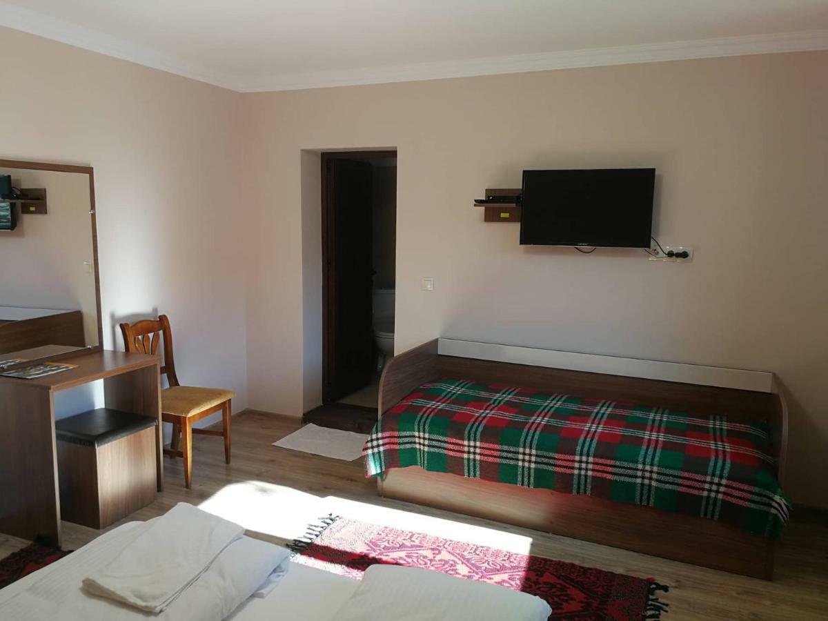 Слънчевата Къща Hotell Kovačevica Exteriör bild