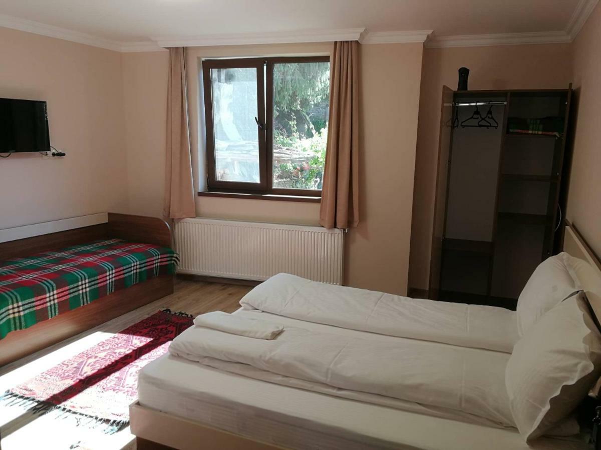 Слънчевата Къща Hotell Kovačevica Exteriör bild